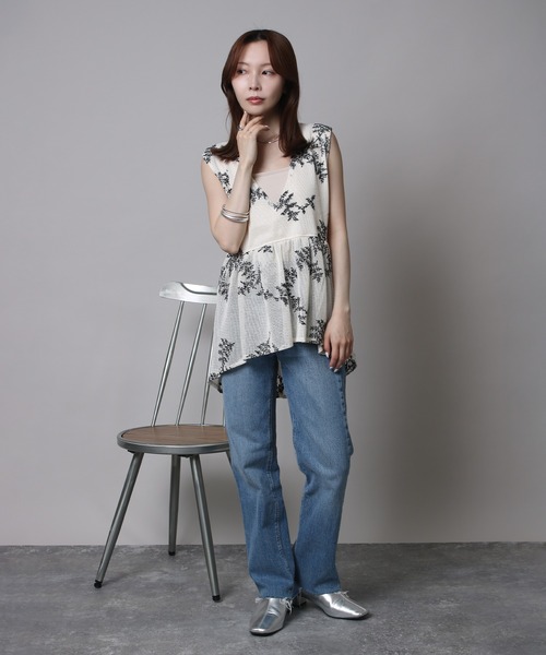 NYLAUS(ナイラス)の「【SG】ボタニカル刺繍メッシュペプラムベスト(ベスト・レディース・アイボリー/ブラック・M)」の11枚目の写真