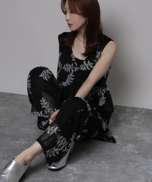 NYLAUS(ナイラス)の「【SG】ボタニカル刺繍メッシュペプラムベスト(ベスト・レディース・アイボリー/ブラック・M)」の20枚目の写真