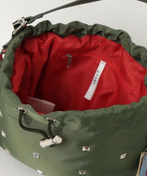 COMMON WARE(コモンウェアー)の「EM:cheek チーク スタッズ heart pouch studs 2way shoulder(ショルダーバッグ・レディース・ブラック/カーキ/グレー/パープル・FREE)」の13枚目の写真