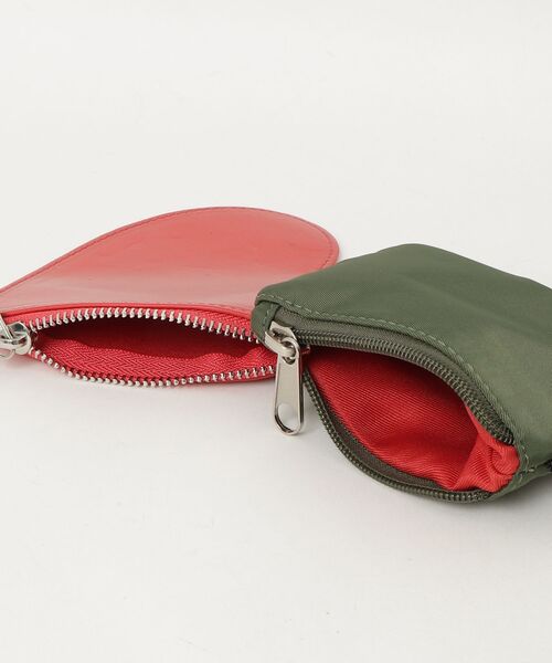COMMON WARE(コモンウェアー)の「EM:cheek チーク スタッズ heart pouch studs 2way shoulder(ショルダーバッグ・レディース・ブラック/カーキ/グレー/パープル・FREE)」の14枚目の写真