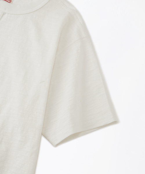 OUTSTANDING(アウトスタンディング)の「VINTAGE HENLEY NECK HALF SLEEVE TEE_OFF WHITE(Tシャツ/カットソー・メンズ・その他・X-LARGE/LARGE/MEDIUM)」の4枚目の写真