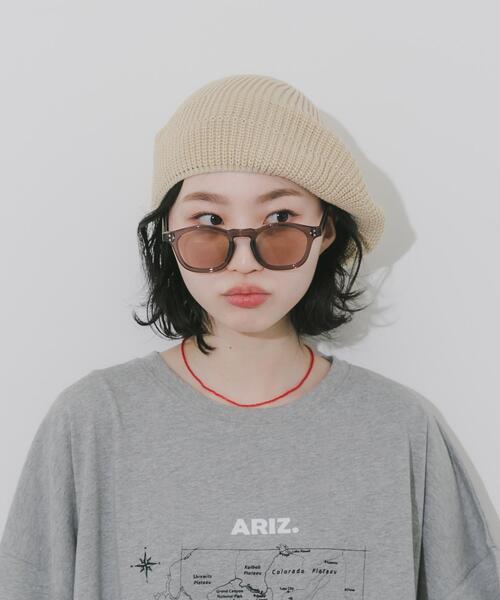 SMELLY(スメリー)の「クリアフレームカラーサングラス(サングラス・レディース・ブラウン/グレー・-)」の2枚目の写真