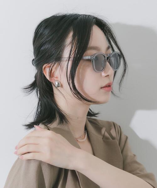 SMELLY(スメリー)の「クリアフレームカラーサングラス(サングラス・レディース・ブラウン/グレー・-)」の10枚目の写真