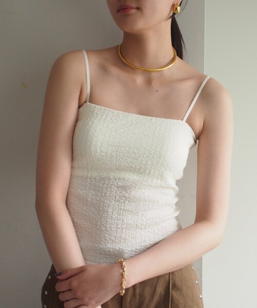 LOUNGEDRESS(ラウンジドレス)の「【earthy_/アーシー】カップ付きジャガードキャミ(キャミソール・レディース・ブラック/オフホワイト・LARGE/MEDIUM/SMALL)」の3枚目の写真