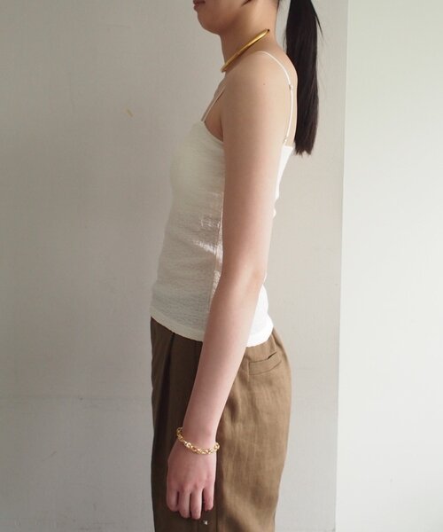 LOUNGEDRESS(ラウンジドレス)の「【earthy_/アーシー】カップ付きジャガードキャミ(キャミソール・レディース・ブラック/オフホワイト・LARGE/MEDIUM/SMALL)」の8枚目の写真