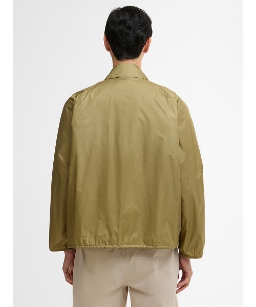 Barbour（バブアー）の「【TRANSPORT / トランスポート】UVシャワープルーフ ジャケット（ブルゾン・メンズ・オリーブ・34/36/38）」の13枚目の写真