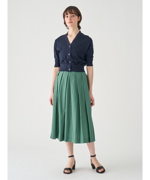 JOHN SMEDLEY(ジョンスメドレー)の「コットンタックスカート(スカート・レディース・グリーン・1/2)」の1枚目の写真