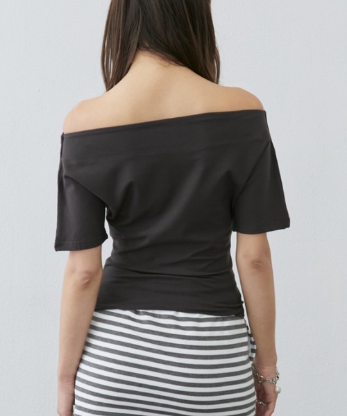 Rohwel(ローウェル)の「Stud Off-Shoulder Top / スタッズオフショルダートップス(Tシャツ/カットソー・レディース・ホワイト/イエロー/グレー・FREE)」の6枚目の写真
