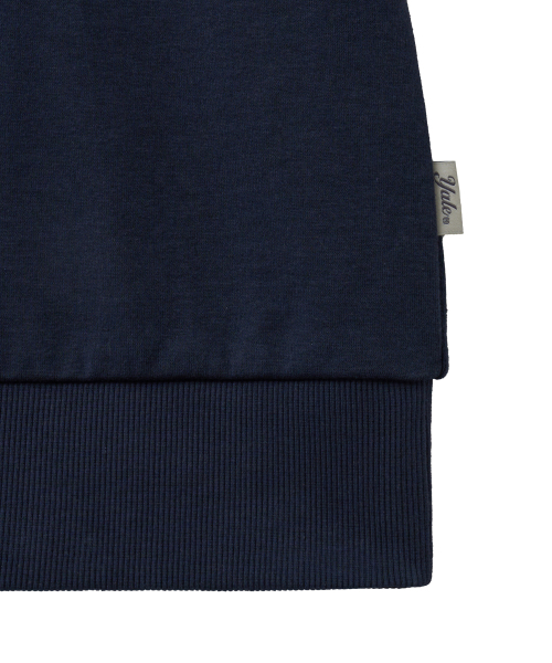 YALE(イェール)の「ウィメンズソフトタッチグラフィックスウェットシャツ_ネイビー(Tシャツ/カットソー・レディース・その他・SMALL/MEDIUM/LARGE)」の4枚目の写真