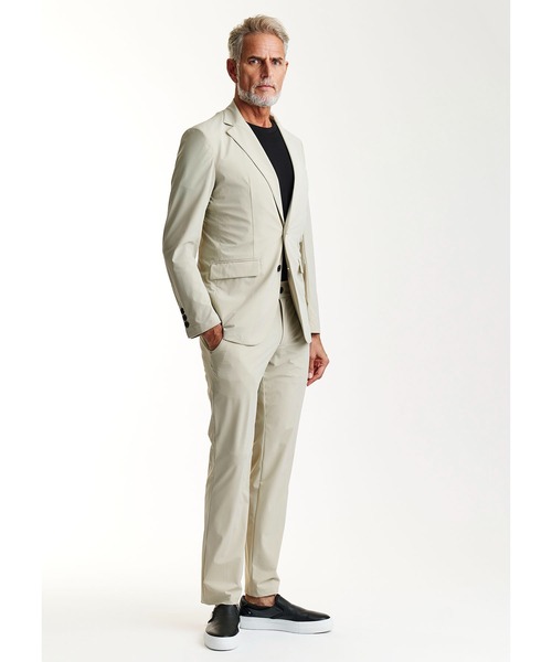 AKM（エイケイエム）の「MOVE SLACKS (CENTER CREASE)（その他パンツ・メンズ・ブラック/ライトグレー/ネイビー/ベージュ・MEDIUM）」の3枚目の写真