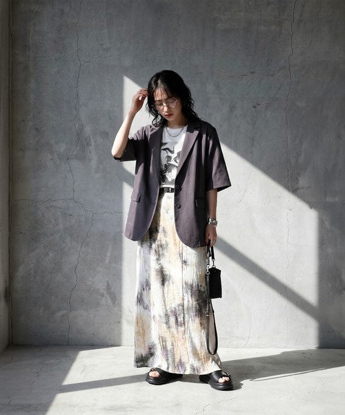 antiqua（アンティカ）の「綿100％ クルーネック フォト Tシャツ（Tシャツ/カットソー・レディース・ブラック/ホワイト・ONESIZE）」の6枚目の写真