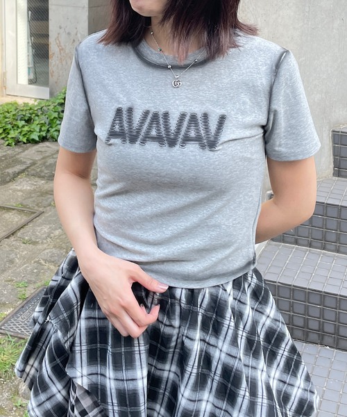 ROGER AND RAW(ロジャーアンドロウ)の「スプレープリント フロントロゴ ショートT(Tシャツ/カットソー・レディース・グレー/ブラック/ホワイト・FREE)」の20枚目の写真
