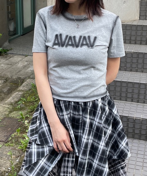 ROGER AND RAW(ロジャーアンドロウ)の「スプレープリント フロントロゴ ショートT(Tシャツ/カットソー・レディース・グレー/ブラック/ホワイト・FREE)」の22枚目の写真