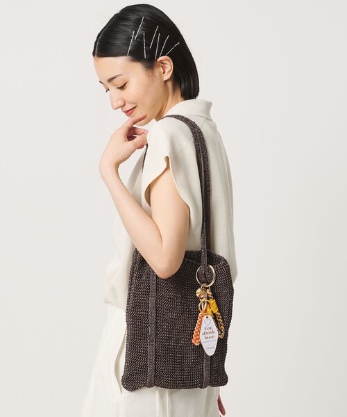VIAMAILBAG（ヴィアメールバッグ）の「＜VIAMAILBAG＞プレート ロゴ チャーム（キーケース/キーアクセサリー・レディース・ピンク/ホワイト/ターコイズブルー系・FREE）」の4枚目の写真