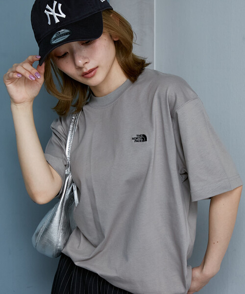THE NORTH FACE(ザノースフェイス)の「THE NORTH FACE/ザ・ノース・フェイス <速乾>Short Sleeve Flash Dry Nuptse Cotton Tee/ショートスリーブ フラッシュドライ ヌプシ コットン Tシャツ 限定展開(Tシャツ/カットソー・メンズ・グレー/ブラック/ホワイト・LARGE/MEDIUM/X-LARGE/SMALL)」の3枚目の写真