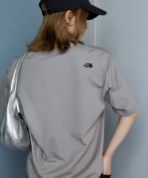 THE NORTH FACE(ザノースフェイス)の「THE NORTH FACE/ザ・ノース・フェイス <速乾>Short Sleeve Flash Dry Nuptse Cotton Tee/ショートスリーブ フラッシュドライ ヌプシ コットン Tシャツ 限定展開(Tシャツ/カットソー・メンズ・グレー/ブラック/ホワイト・LARGE/MEDIUM/X-LARGE/SMALL)」の17枚目の写真