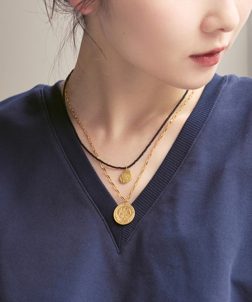 Chibi Jewels （チビジュエルズ）の「chibi jewels/チビジュエルズ mini rectangle chain Mex Coin necklace（ネックレス・レディース・ゴールド・FREE）」の3枚目の写真