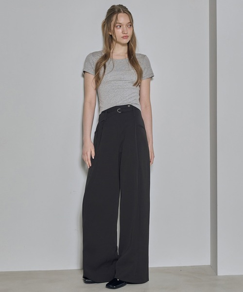 soyun(ソユン)の「ベルト付きワイドストレートパンツ(スラックス・レディース・ブラック/チャコールグレー・SMALL/MEDIUM/LARGE)」の5枚目の写真
