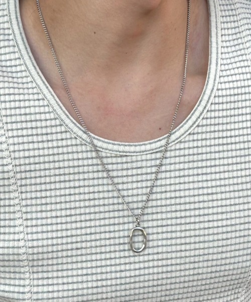 Chikashitsu +(チカシツプラス)の「【Chikashitsu +】oval ring necklace / 【チカシツプラス】オーバルリングネックレス(ネックレス・メンズ・シルバー・ONE SIZE)」の9枚目の写真