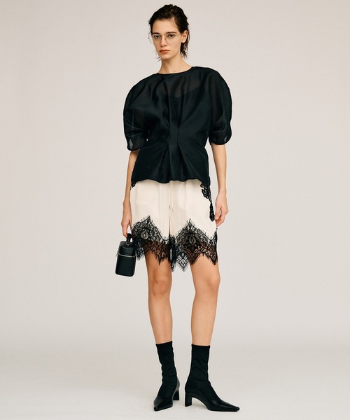 PRANK PROJECT(プランクプロジェクト)の「オーガンジーパフトップ / Organza Puff-Sleeve Top(シャツ/ブラウス・レディース・アイボリー/ブラック・FREE)」の21枚目の写真