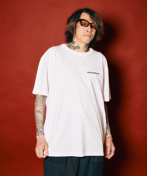 NineMicrophones(ナインマイクロフォンズ)の「NEMESIS TEE(Tシャツ/カットソー・メンズ・ブラック/バーガンディー/ホワイト・XX-LARGE/X-LARGE/LARGE/MEDIUM/SMALL)」の15枚目の写真