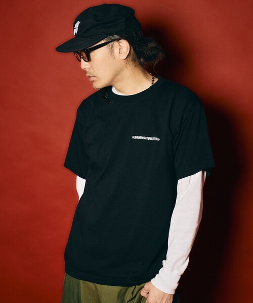 NineMicrophones(ナインマイクロフォンズ)の「NEMESIS TEE(Tシャツ/カットソー・メンズ・ブラック/バーガンディー/ホワイト・XX-LARGE/X-LARGE/LARGE/MEDIUM/SMALL)」の20枚目の写真