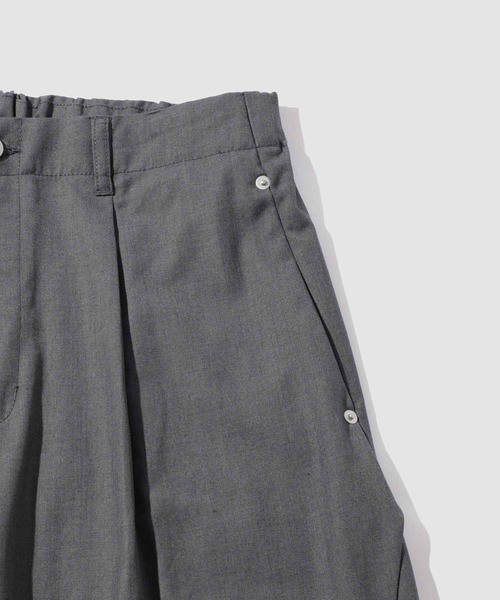 URBAN COLLECTION(アーバンコレクション)の「【URBANCOLECTION/リアルスタンダード】 ツイルタックカーブスラックス ルーズシルエットパンツ(スラックス・メンズ・グレー/ブラック/ブラウン・S/M/L/XL)」の6枚目の写真