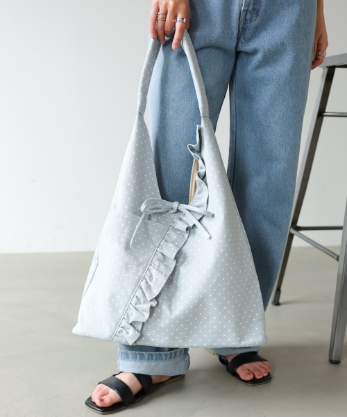 Bab（バブ）の「ピンドットフリルトートバッグ（トートバッグ・レディース・ライトブルー/ホワイト・ONESIZE）」の10枚目の写真