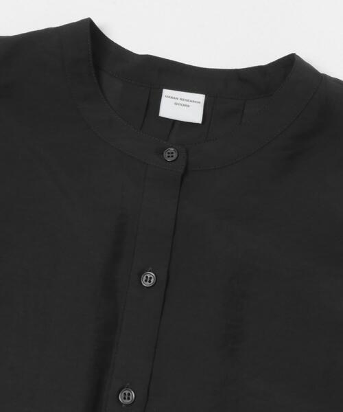 URBAN RESEARCH DOORS（アーバンリサーチドアーズ）の「『一部WEB限定カラー』ショルダータックバンドカラーシャツ（シャツ/ブラウス・レディース・ベージュ系その他/ブラック/ライトブルー/イエロー・FREE）」の13枚目の写真