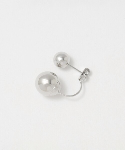 BEAUTY&YOUTH UNITED ARROWS(ビューティーアンドユースユナイテッドアローズ)の「ダブルボール ピアス(ピアス(両耳用)・レディース・シルバー・FREE)」の3枚目の写真
