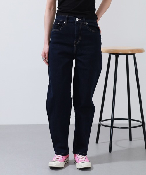 OMNES(オムネス)の「ストレッチデニム バルーンパンツ(デニムパンツ・レディース・ワンウォッシュ/ブラック系・WOMENS S)」の11枚目の写真