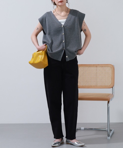 OMNES(オムネス)の「ストレッチデニム バルーンパンツ(デニムパンツ・レディース・ワンウォッシュ/ブラック系・WOMENS S)」の15枚目の写真