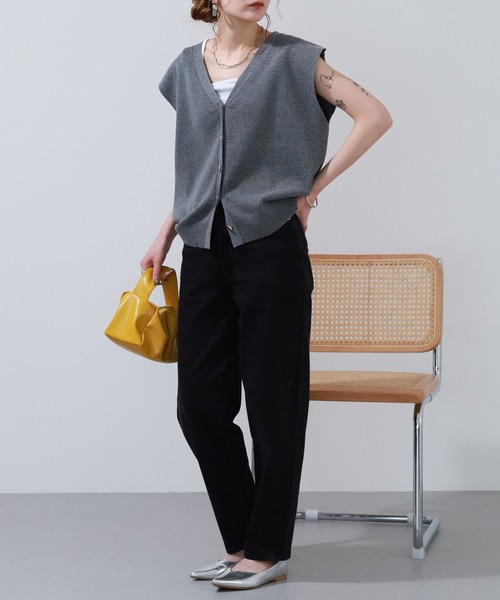 OMNES(オムネス)の「ストレッチデニム バルーンパンツ(デニムパンツ・レディース・ワンウォッシュ/ブラック系・WOMENS S)」の16枚目の写真