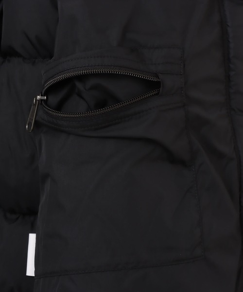 THE NORTH FACE(ザノースフェイス)の「THE NORTH FACE Womens Short Nuptse Jacket / ザ・ノース・フェイス ウィメンズ ショート ヌプシ ジャケット(ダウンジャケット/コート・レディース・ブラック・S/M/L)」の7枚目の写真