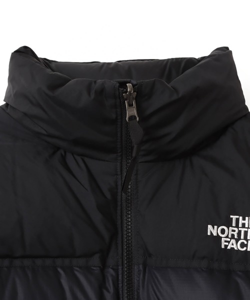 THE NORTH FACE(ザノースフェイス)の「THE NORTH FACE Womens Short Nuptse Jacket / ザ・ノース・フェイス ウィメンズ ショート ヌプシ ジャケット(ダウンジャケット/コート・レディース・ブラック・S/M/L)」の2枚目の写真