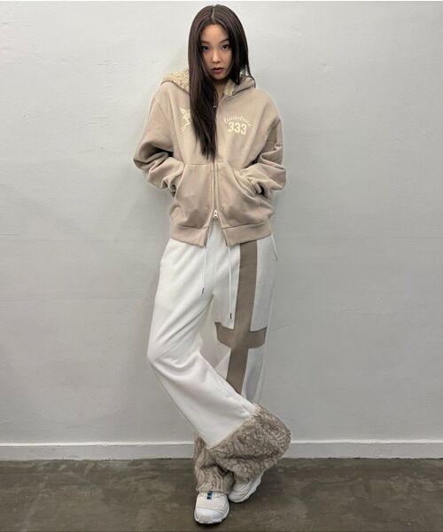 LUVISTRUE(ラヴイズトゥルー)の「EV FAIRY FUR HOOD ZIP UP(BEIGE)(パーカー・レディース・その他・FREE)」の5枚目の写真