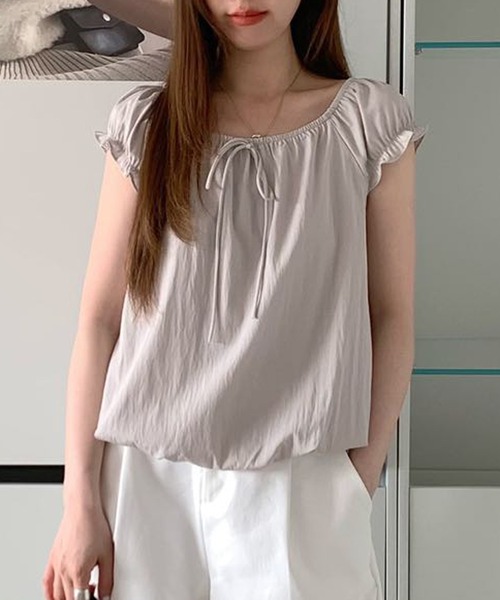 Chiina（チーナ）の「【Chiina】フリルスリーブフェミニントップス（Tシャツ/カットソー・レディース・グレー・FREE）」の15枚目の写真