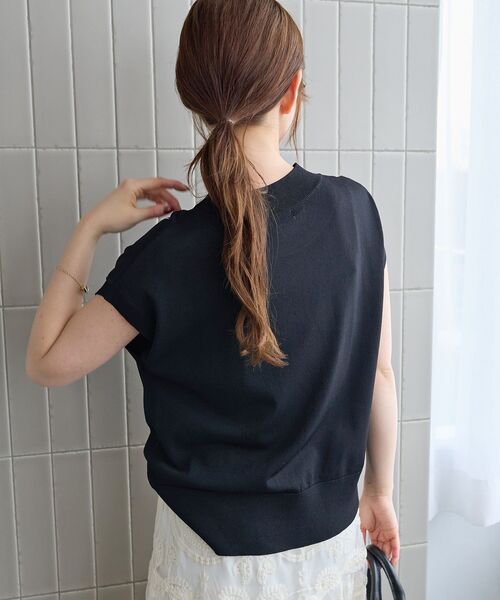 le.coeur blanc(ルクールブラン)の「ネック刺繍フレンチプルオーバー(ニット/セーター・レディース・グレイッシュベージュ/ブラック/オフホワイト・38)」の18枚目の写真