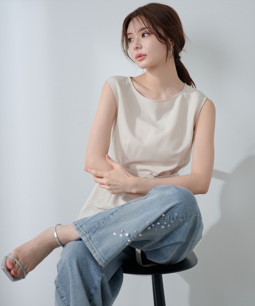 AND COUTURE(アンドクチュール)の「イレヘムタックペプラムブラウス(シャツ/ブラウス・レディース・ブラウン/ブラック/ベージュ・FREE)」の3枚目の写真