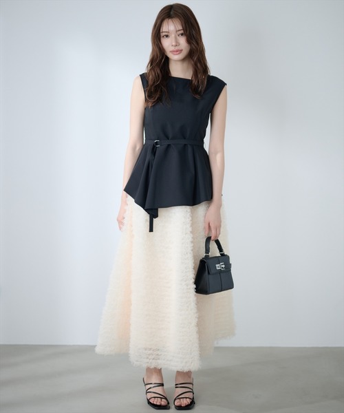 AND COUTURE(アンドクチュール)の「イレヘムタックペプラムブラウス(シャツ/ブラウス・レディース・ブラウン/ブラック/ベージュ・FREE)」の7枚目の写真