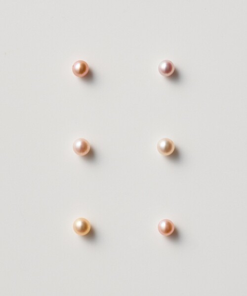 ete(エテ)の「パール ピアス S(ピアス(両耳用)・レディース・イエローゴールド・FREE)」の4枚目の写真