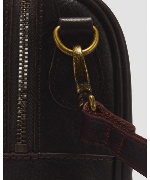 Dr. Martens（ドクターマーチン）の「Dr. Martens/ドクターマーチン トップ ハンドル バッグ 44069200（ショルダーバッグ・レディース・ブラウン・FREE）」の3枚目の写真