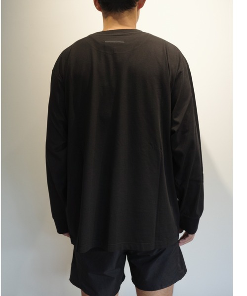 MM6 Maison Margiela(エムエムシックス メゾン マルジェラ)の「MM6 Long-sleeved Top(Tシャツ/カットソー・メンズ・ブラック・SMALL/MEDIUM)」の4枚目の写真