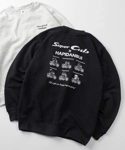 sanrio(サンリオ)の「【71】【HONDA/ホンダ】×【Sanrio/サンリオ】「スーパーカブ」「はぴだんぶい」コラボ 裏起毛 クルーネック プリント スウェット/バックプリント/ユニセックス/レディース/メンズ(S)(スウェット・レディース・シルバーグレー/ブルー/ホワイト/ブラウン/ブラック系/ブルー系/ホワイト系/ブラック・XL/L/M)」の4枚目の写真