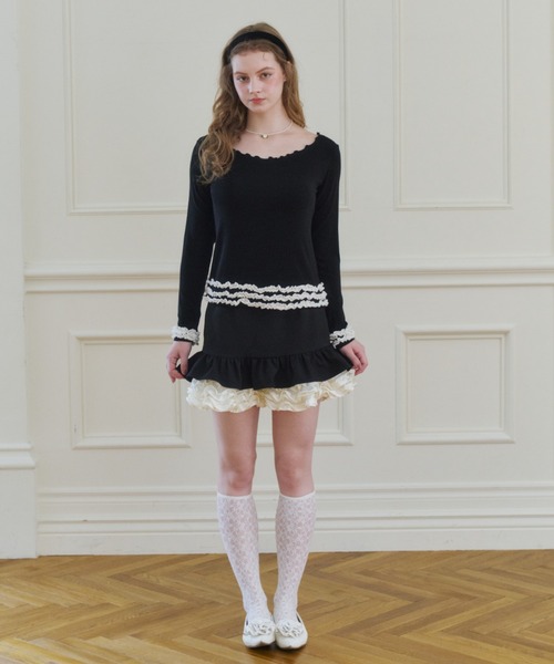 idem(イデム)の「many frill mini skirt / 裾フリルミニスカート(スカート・レディース・ブラック/ブラウン・FREE)」の6枚目の写真