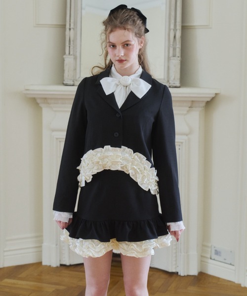 idem(イデム)の「many frill mini skirt / 裾フリルミニスカート(スカート・レディース・ブラック/ブラウン・FREE)」の5枚目の写真
