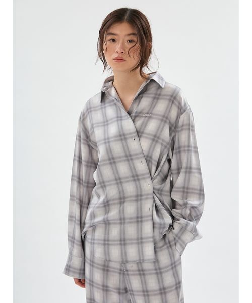 emmi(エミ)の「マルチwayオーバーサイズチェックシャツ【セットアップ対応】(シャツ/ブラウス・レディース・ライトグレー/グリーン/ブラック・F)」の18枚目の写真