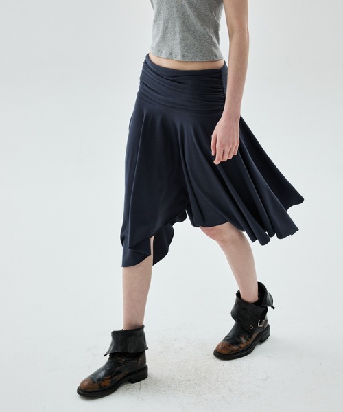 Mardi Mercredi(マルディメクルディ)の「MIDI SKIRT FOLDOVER WAIST / ミディ スカート フォールドオーバー ウエスト(スカート・レディース・ネイビー・FREE)」の4枚目の写真