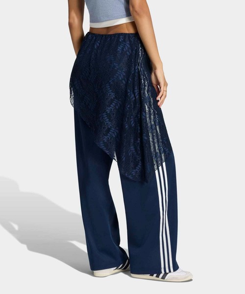 adidas(アディダス)の「レーススカート付き 2イン1 ファイヤーバード ルーズ トラックパンツ / アディダスオリジナルス adidas Originals(スウェットパンツ・レディース・ネイビー・XX-LARGE/LARGE/MEDIUM/SMALL/X-LARGE/X-SMALL)」の2枚目の写真