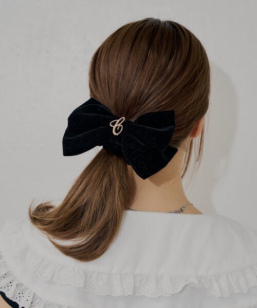 Chico(チコ)の「ロゴモチーフリボンシュシュ(その他ヘアアクセサリー・レディース・ブラウン系その他2/ブラウン/ブラック・FREE)」の4枚目の写真